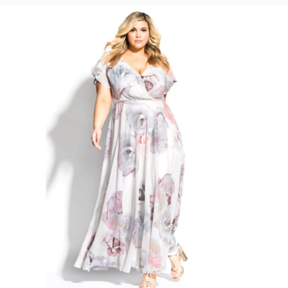 City Chic NWT Rose print Dress